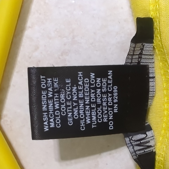 Y2K Love Burnout Graphic Tee✌🏼 - Picture 7 of 7